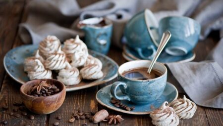 Hindistan cevizli türk kahvesi tanımını deneyin!